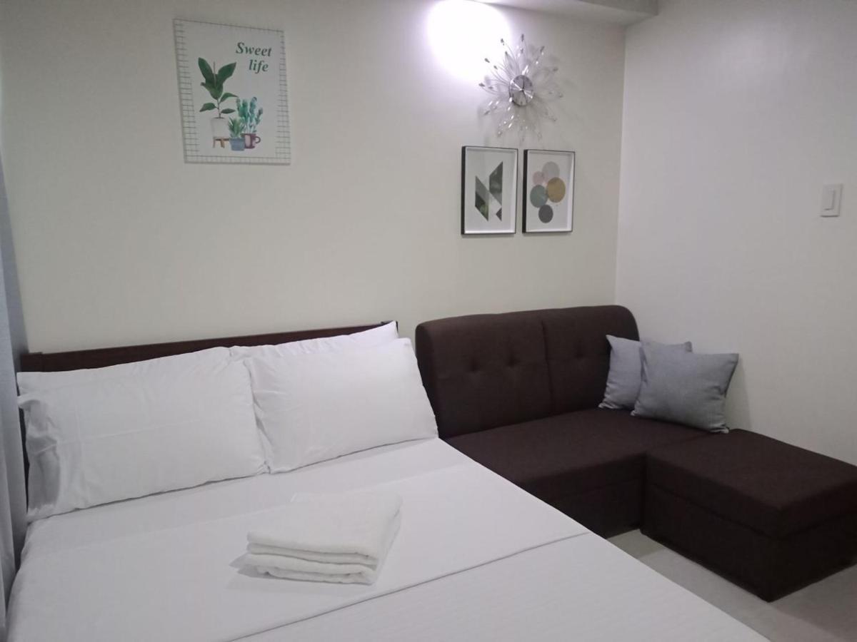 Cozy 1233 The Persimmon Studio Near Sm And Ayala Cebu Stadt Exterior foto