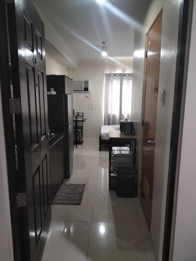 Cozy 1233 The Persimmon Studio Near Sm And Ayala Cebu Stadt Exterior foto