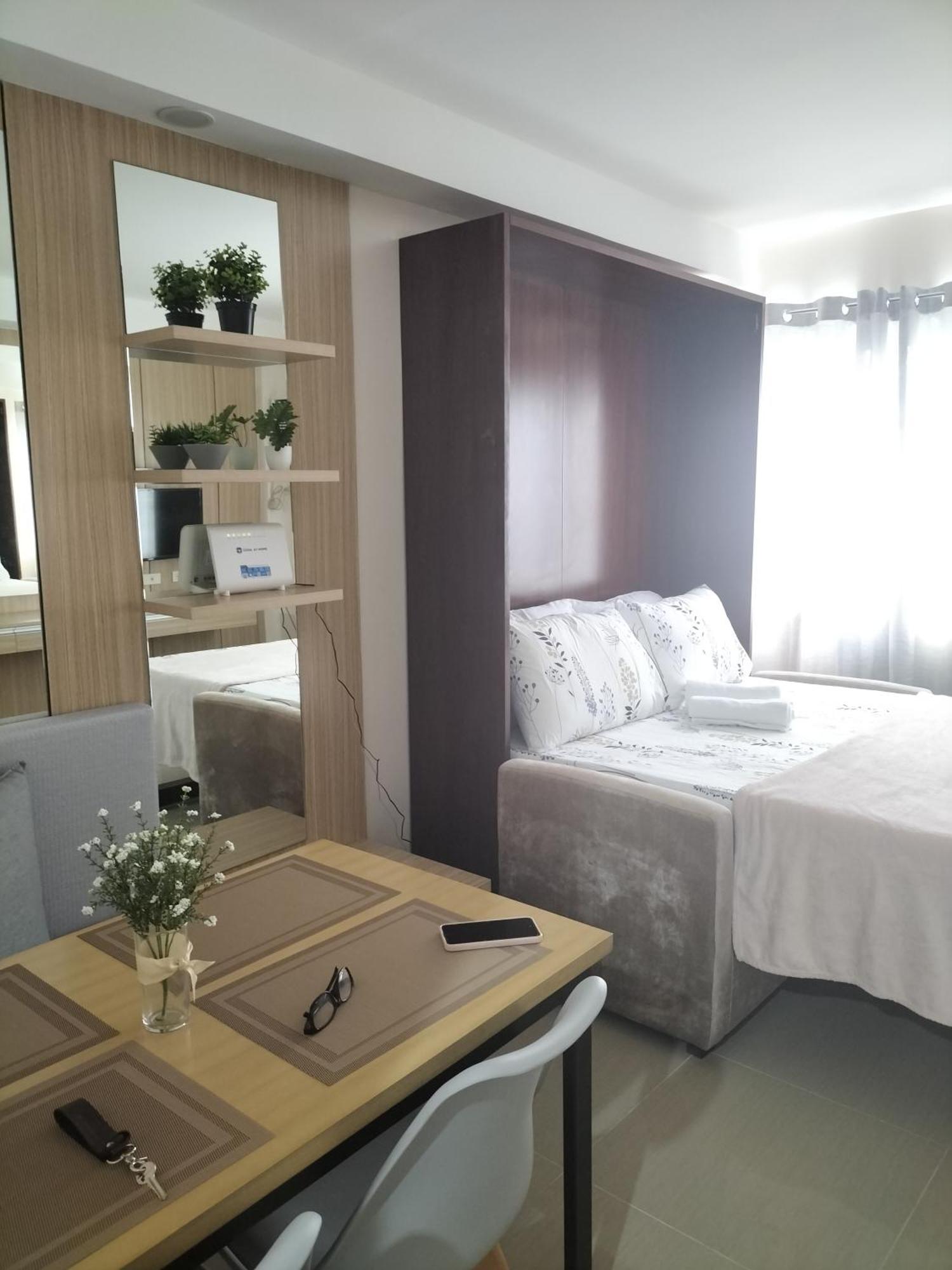 Cozy 1233 The Persimmon Studio Near Sm And Ayala Cebu Stadt Exterior foto